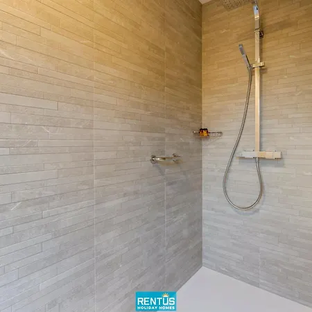 Sailing-large Luxury House In Quiet Location Nieuwpoort