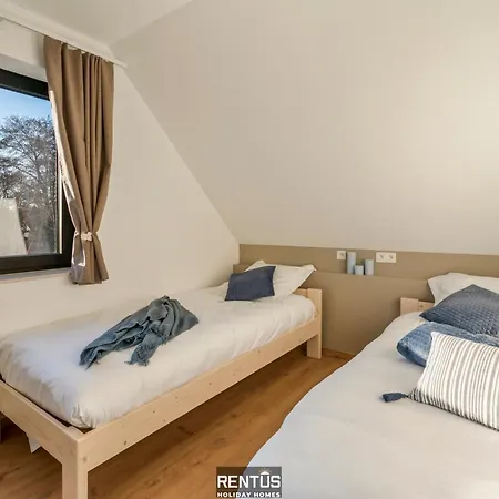 Sailing-large Luxury House In Quiet Location Nieuwpoort