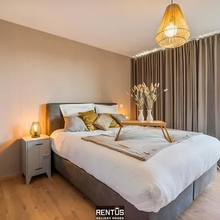 Vakantiehuis Sailing-large Luxury House In Quiet Location Nieuwpoort