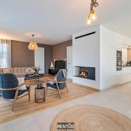 Sailing-large Luxury House In Quiet Location Nieuwpoort